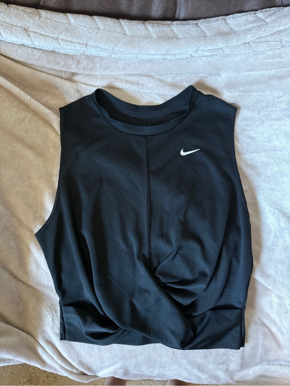 Nike Black Sleeveless Twist-Front Training Tank